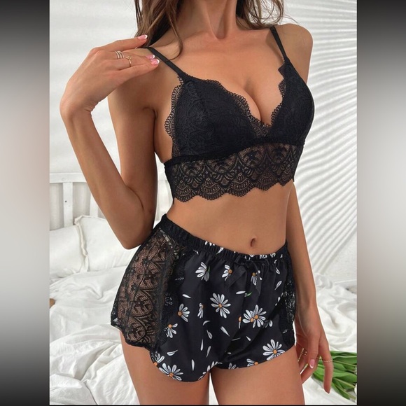 SHEIN Other - NWOT SHEIN Floral Print Lace PJ Set